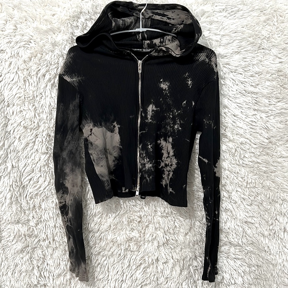 SHEIN Acid Wash Ribbed Long Sleeve Crop Top